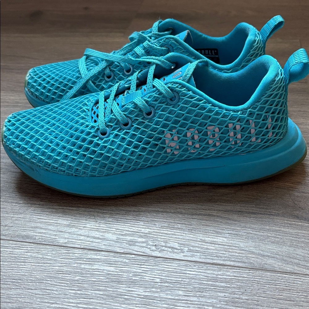 GUC NOBULL Bright Blue Mesh Runner